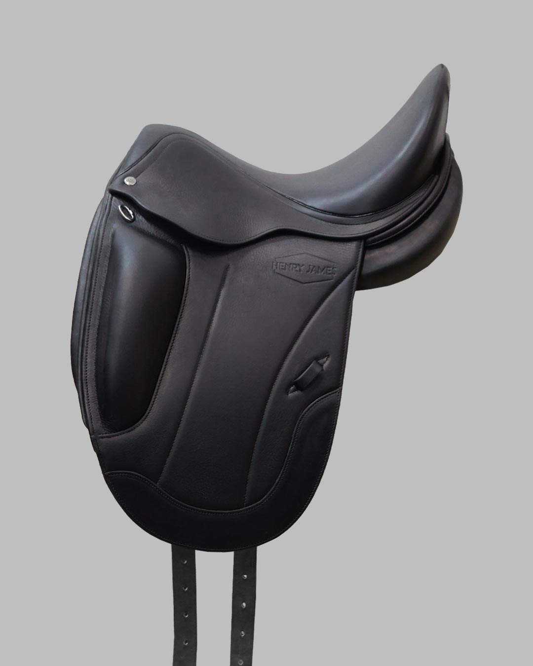 dressage saddle black